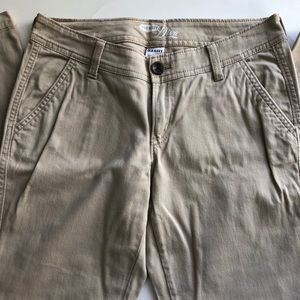 Old Navy Women’s Khaki Diva Boot Cut (Size 2)